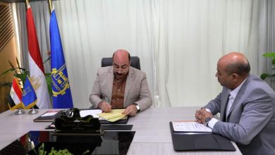 صورة محافظ أسوان يعتمد نتيجة الشهادة الإعدادية بنسبة 76.14 %